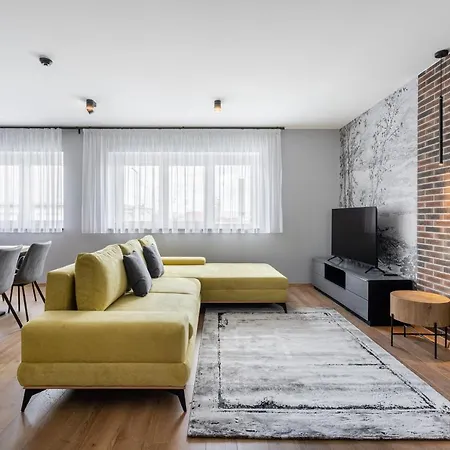 Apartament Radnoti *