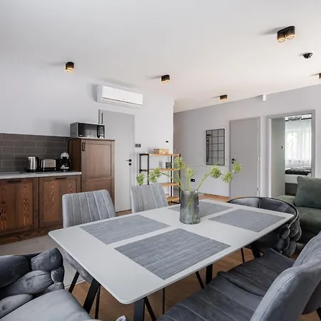 Radnoti Appartamento *