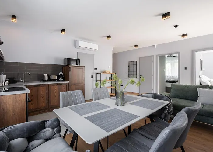 Radnoti Apartament *